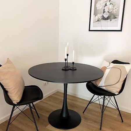 +Stadtruhe+ Niedliche Appartment Mit Garten Luneburg Ngoại thất bức ảnh