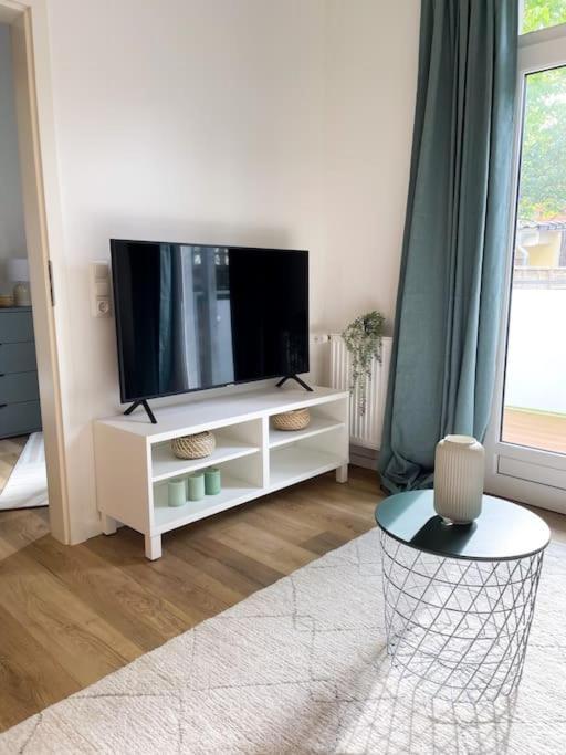 +Stadtruhe+ Niedliche Appartment Mit Garten Luneburg Ngoại thất bức ảnh