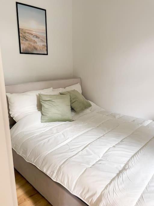 +Stadtruhe+ Niedliche Appartment Mit Garten Luneburg Ngoại thất bức ảnh